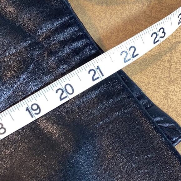 Maxima Bergdorf Goodman Black Leather Pencil Skirt Vintage Woman’s Size 4 Chic - Picture 8 of 11